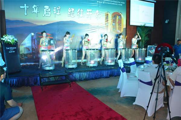 The tenth anniversary celebration come to a successful conclusion 5.JPG