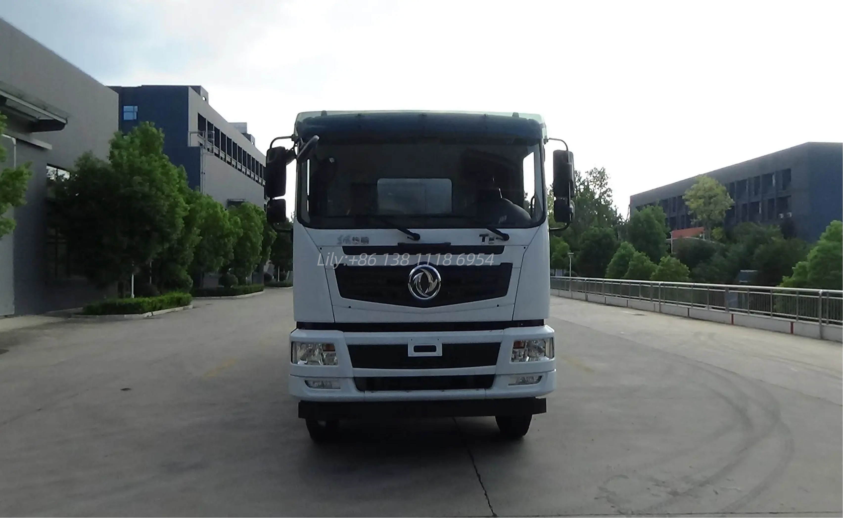 Kailai 8×4 27,000L Dongfeng High-Pressure Water Truck Street Sweeper - 3 (