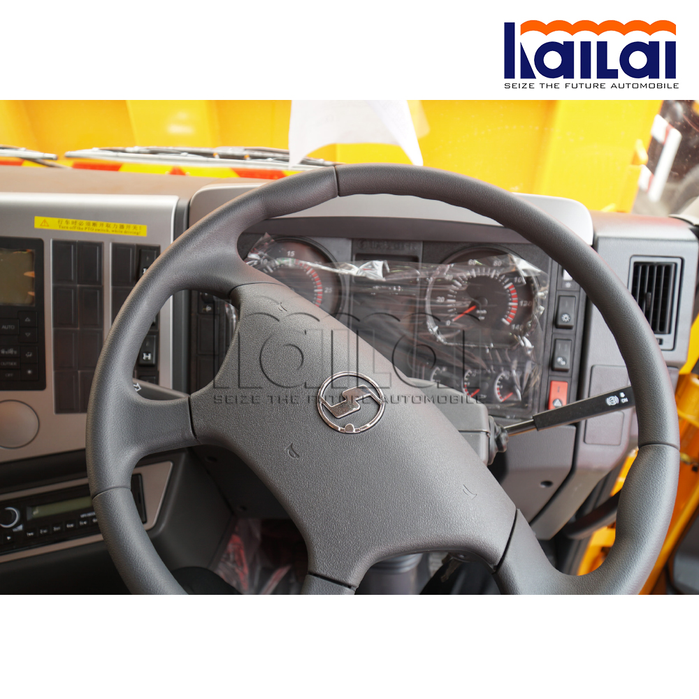 SHACMAN Camion à benne basculante F3000 8x4 pour la Guinée