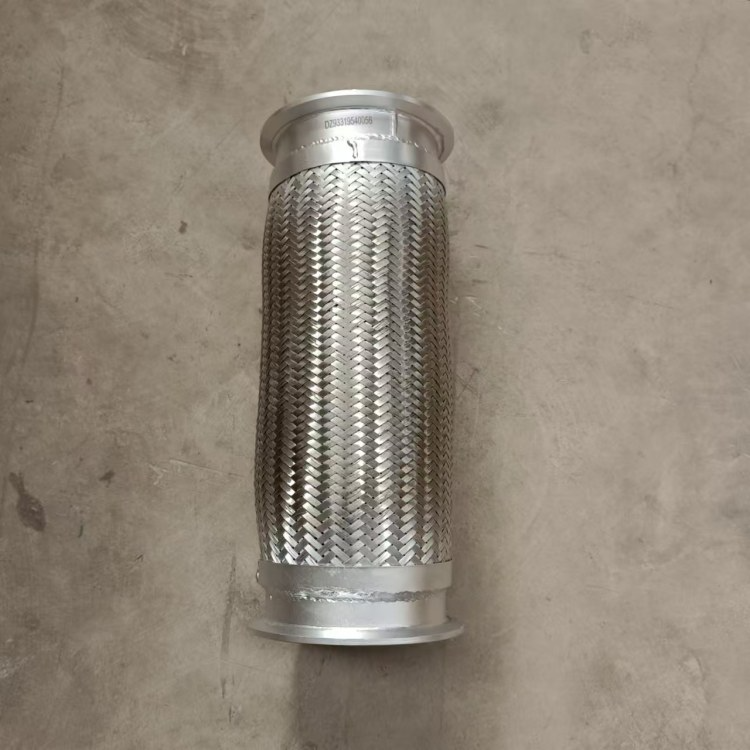 SHACMAN Delong F3000 Flexible Hose DZ93319540056 Exhaust Bellows Expansion Joint Muffler Pipe for Sale (2)