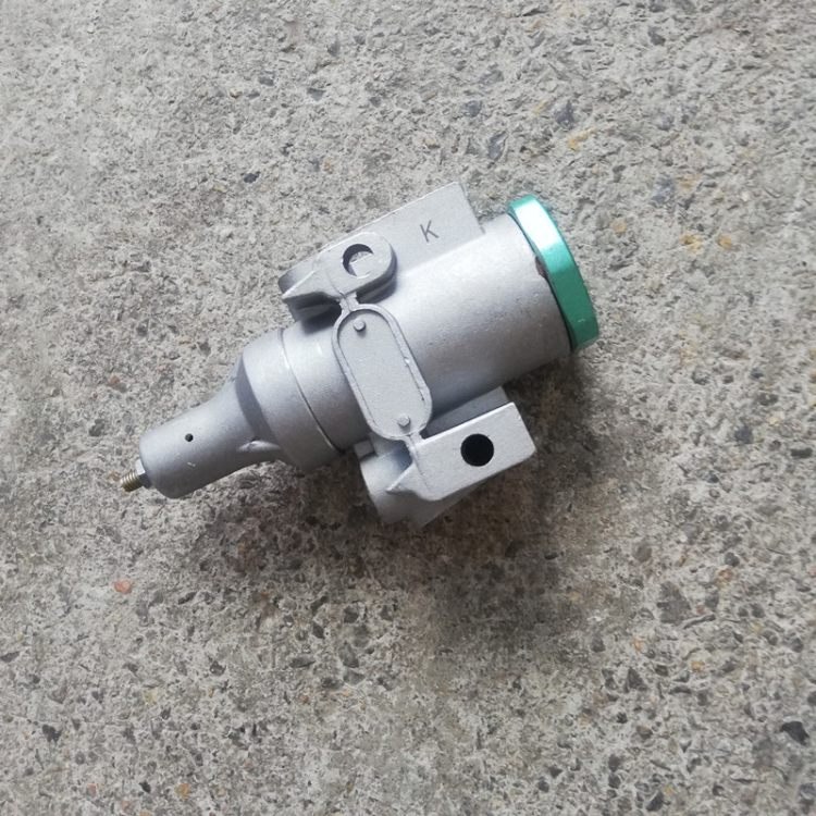 SINOTRUK HOWO FAST Steyr Air Filter Regulator Valve WG9724270002 for Sale (2)