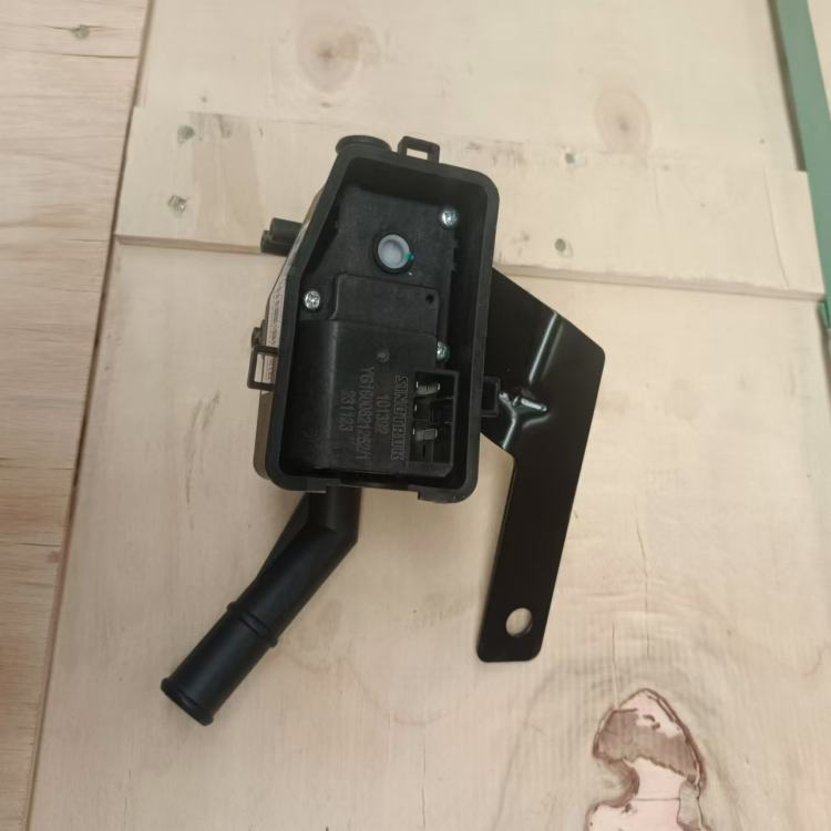 SINOTRUK HOWO TX YG1600821252 Heater Water Valve Assembly Truck Parts for Weichai Engine Heavy Truck Cabin Cooling System Factory Direct Supply Hot Sale (2)