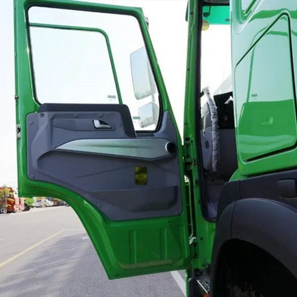 SINOTRUK HOWO AZ1642210002 Truck Parts Right Cab Door Assembly Hot Sale (2)