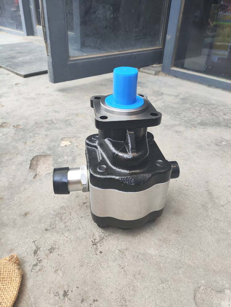 SINOTRUK HOWO T7H T5G STEYR CBFx-2100Y8C-T Truck Parts Hydraulic Gear Pump Assembly Hot Sale (3)