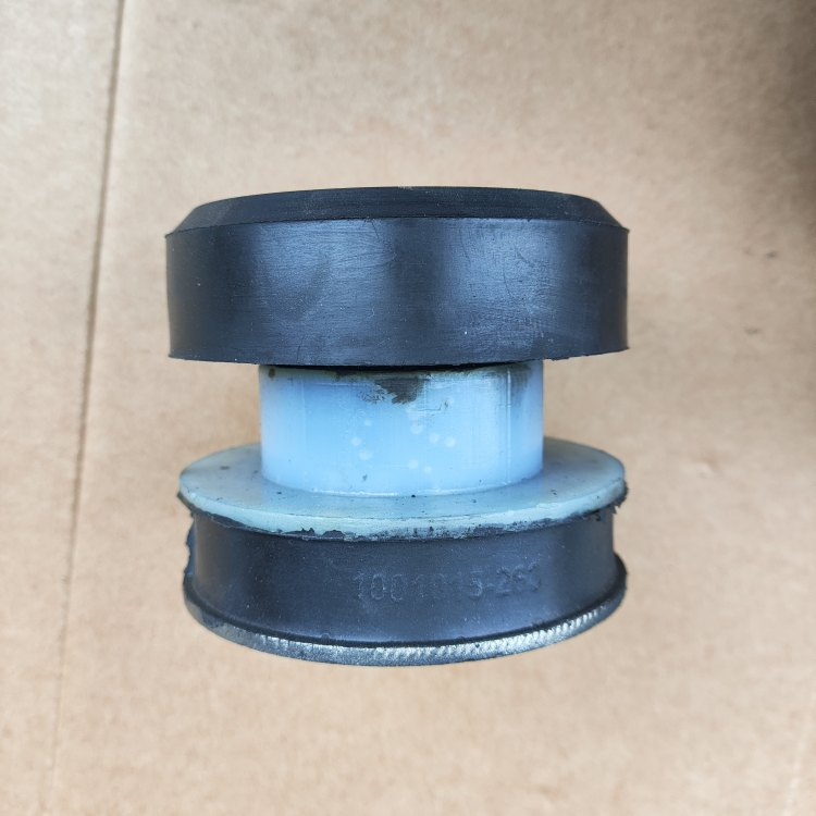 FAW J6 Front Engine Mount Cushion 1001015A-263A Truck Engine Suspension System Parts (1)