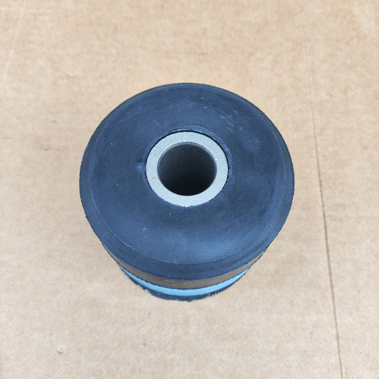 FAW J6 Front Engine Mount Cushion 1001015A-263A Truck Engine Suspension System Parts (4)