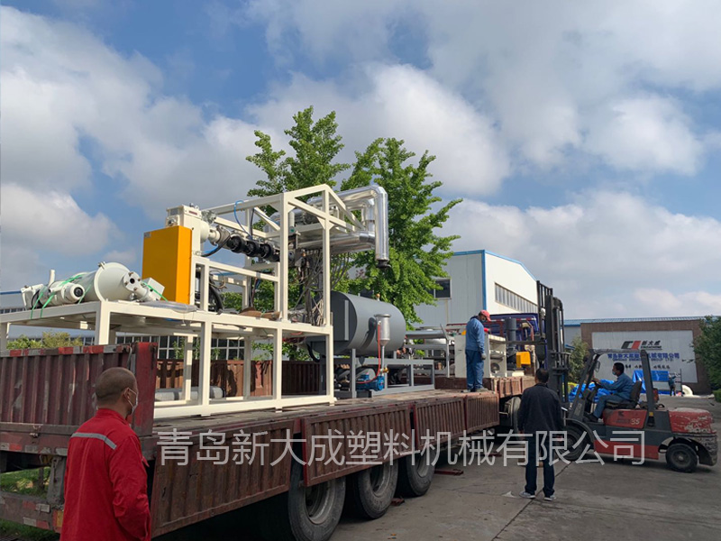 客戶訂購(gòu)|1600mm寬幅熔噴布生產(chǎn)線通過(guò)驗(yàn)收如期發(fā)貨