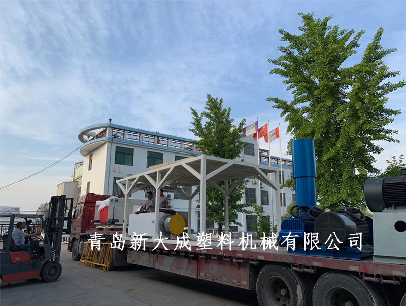 客戶訂購|又一條1600mm寬幅熔噴布生產線完成驗收