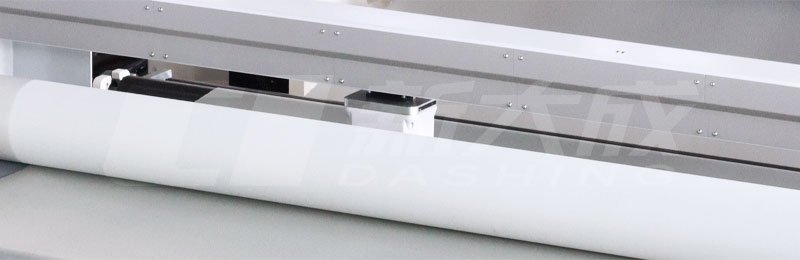 The online thickness measurement system ensures consistent thickness of the PVB/SGP film during production and guarantees reliable quality.
