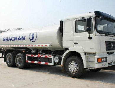 SHACMAN 15000L~18000L water tank truck