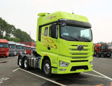 China Faw J7 Tractor Truck 6x4 10 Wheel 550hp Tractor Truck For Sale