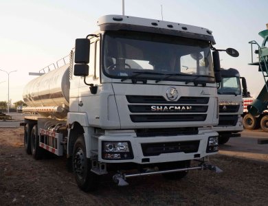SHACMAN F3000 6×4 Water Tank Truck 20M³, Algeria Markets