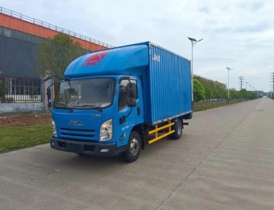 JMC 3t 4x2 Box Van Cargo Truck for Sale in Algeria