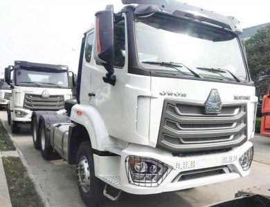 SINOTRUK HOWO NX 6X4 430HP Tractor truck