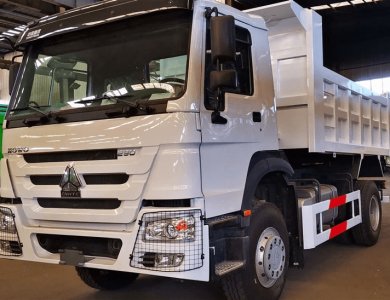 Bonne Vente SINOTRUK HOWO 4X2 300cv 12m3 Camion de benne