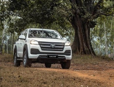 FOTON TUNLAND E 4x4 Gasoline Pickup for Sale