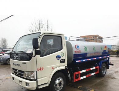 DONGFENG 4×4 Water Tank Truck 8 000 L – 170 HP, 2024, Ready Stock 