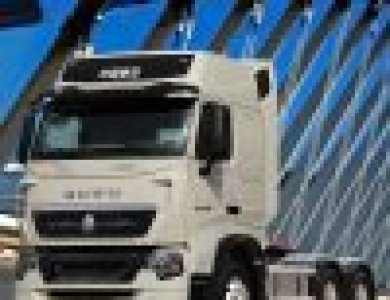 Sinotruk T7S 6×4 430 HP Euro II Angola Dedicated Distribution Transport Tractor Truck for Sale