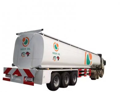 50 000 L 3-Axle Carbon-Steel 50 CBM Fuel Tank Trailer 50 m³ Oil/Diesel Tanker Trailer for Sale