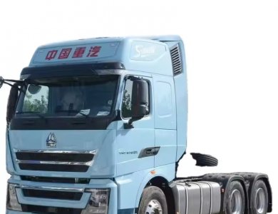 Sinotruk T7S 6×4 430 HP Euro II Angola Spec Heavy-Duty Distribution Tractor Truck with 720 L Dual Tanks for Sale