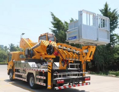 JMC 4×2 90 kW 24 m Telescopic Boom Aerial Work Truck 200 kg Basket for Sale