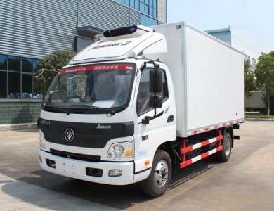 Foton 4×2 5-Ton Carrier Freezer Truck for Live Fish / Meat / Vegetable Transport for Sale