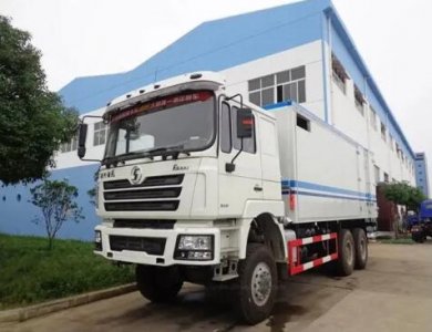 Shacman 6×4 15-20 Ton Heavy-Duty Cargo Truck with Rear Hydraulic Lift Platform for Sale