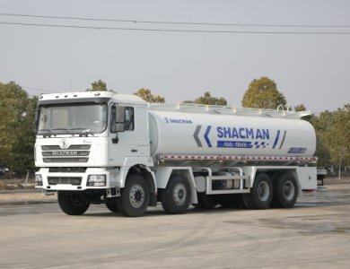 SHACMAN F3000 8x4 380hp 25m³ Diesel Fuel Tank Truck for Transporting Oil