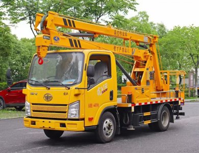 FAW 4×2 90 km/h Euro-II 120 HP Manual 5-Speed 2 t/2.7 t Axles 200 kg Payload 14-22 m Folding-Arm Hydraulic Aerial Platform Truck for Sale