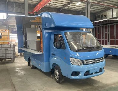 Foton M1 4x2 47HP Diesel 5-Speed Transmission Mini Food Truck Mobile Restaurant Car for Sale