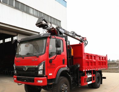Kailai Tri-Ring 4×4 Off-Road Grab Garbage Truck - Euro VI 118-182kW, 10-Gear, 16t Rear Axle, Sewer Sludge Grab, Self-Unload Bin, Global Export