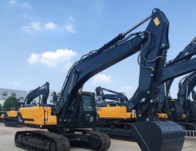 Hyundai HX140 14 Ton Medium Excavator with Hydraulic Hammer and 0.6cbm Bucket Complete Package for Construction and Demolition Projects for sale
