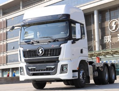 New Condition SHACMAN X5000 6X4 480HP Tractor truck for sale