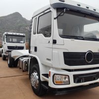 SHACMAN L3000 4x2 Cargo Truck Chassis  High-Performance Clutch Engineerin