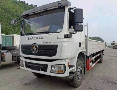 SHACMAN L3000 4x2 210hp Cargo Flatbed Truck for Algeria