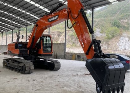 DOOSAN DX225 Second-hand Used Crawler Excavator for Sale