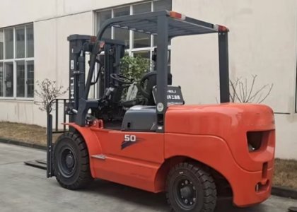 Heavy Duty 5t Diesel CPCD50 Forklift for Sale
