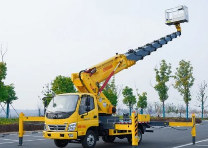 FOTON Aumark TX 4x2 33m Telescopic Aerial Platform Truck for Sale