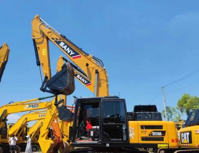 SANY SY215C Single Cabin 4x2 LHD 173KW 21T New Crawler Excavator for Sale