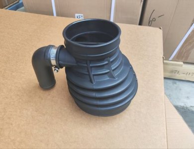 SINOTRUK SITRAK 202V09402-0189 Air Intake Connecting Pipe (Compressor Inlet) Genuine Quality Engine Parts