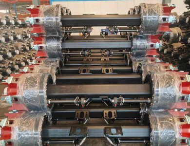 Heavy Truck Chassis Spare Part 25 Ton Lightweight Universal Rear Axle Assembly 1840 Track Heavy Duty Axle Housing Export Wholesale Supply