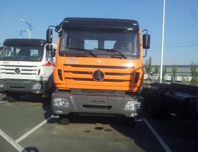 Tractor Truck 6X4  Beiben NG80 400 Horsepower for Cargo Haulage