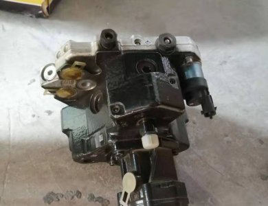 SINOTRUK HOWO A7 T7H WEICHAI WP10 WP12 210V11103-7792 Truck Parts High Pressure Fuel Pump Hot Sale