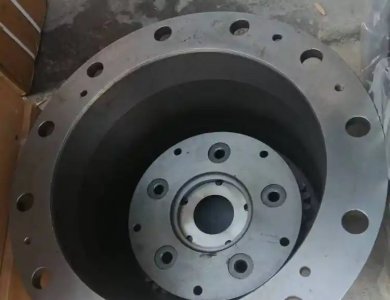 SINOTRUK HOWO 70 Mining Dump Truck AZ9970340070 Truck Parts Sun Gear Circlip Wheel Hub Assembly Hot Sale