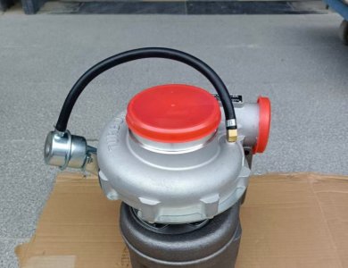 SINOTRUK HOWO T7H SITRAK MC11 MC13 082V09100-7586 Truck Parts Exhaust Turbocharger Assembly Hot Sale