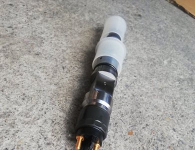 Cummins ISLe L9 QSL Engine Common Rail Fuel Injector 0445120321 Hot Sale