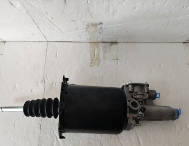 FAW J6 Clutch Booster Cylinder Assembly 1602305A70A Truck Transmission System Parts
