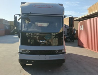 2026 BYD T5EV 4.5T Pure Electric Box Truck Blade Battery Long Range Urban Logistics Delivery Light Cargo Van LHD Export