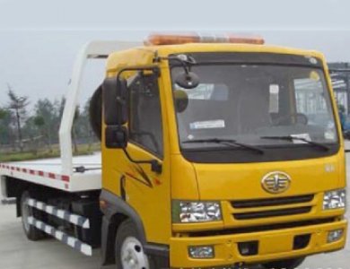 FAW light duty emergency wrecker truck