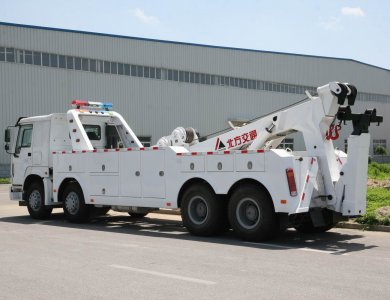 SINOTRUK 8x4 Road wrecker for sale